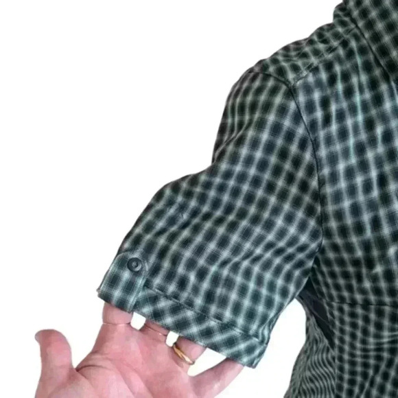 Icebreaker Shirt Short Sleeves Button Down Green Blue Pocket Women's size Small - Picture 7 of 11